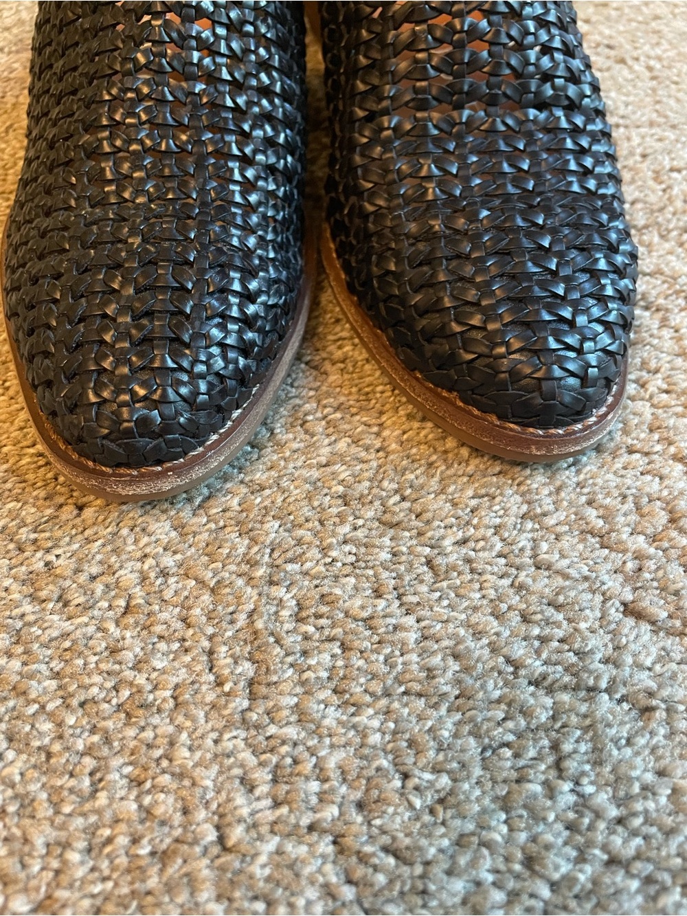 Chelsea & Violet Auggie Woven Leather Black Slip-On Mules Sz: 6.5 Coastal chic - Picture 2 of 9